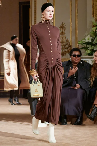 Look 22